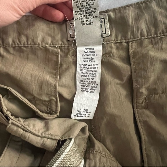 L.L. Bean Women’s L Regular Nylon Cargo Pants / UPF Outdoor Travel Pants – Khaki - Picture 9 of 10